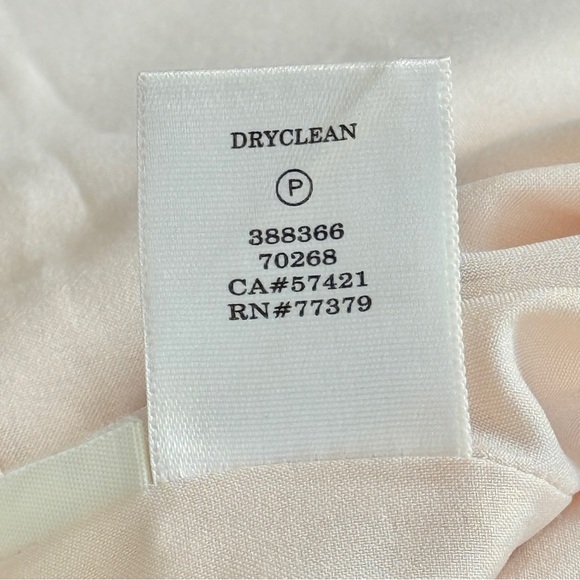 Ann Taylor Textured Side Button A-line Skirt (size 2) - Picture 8 of 10